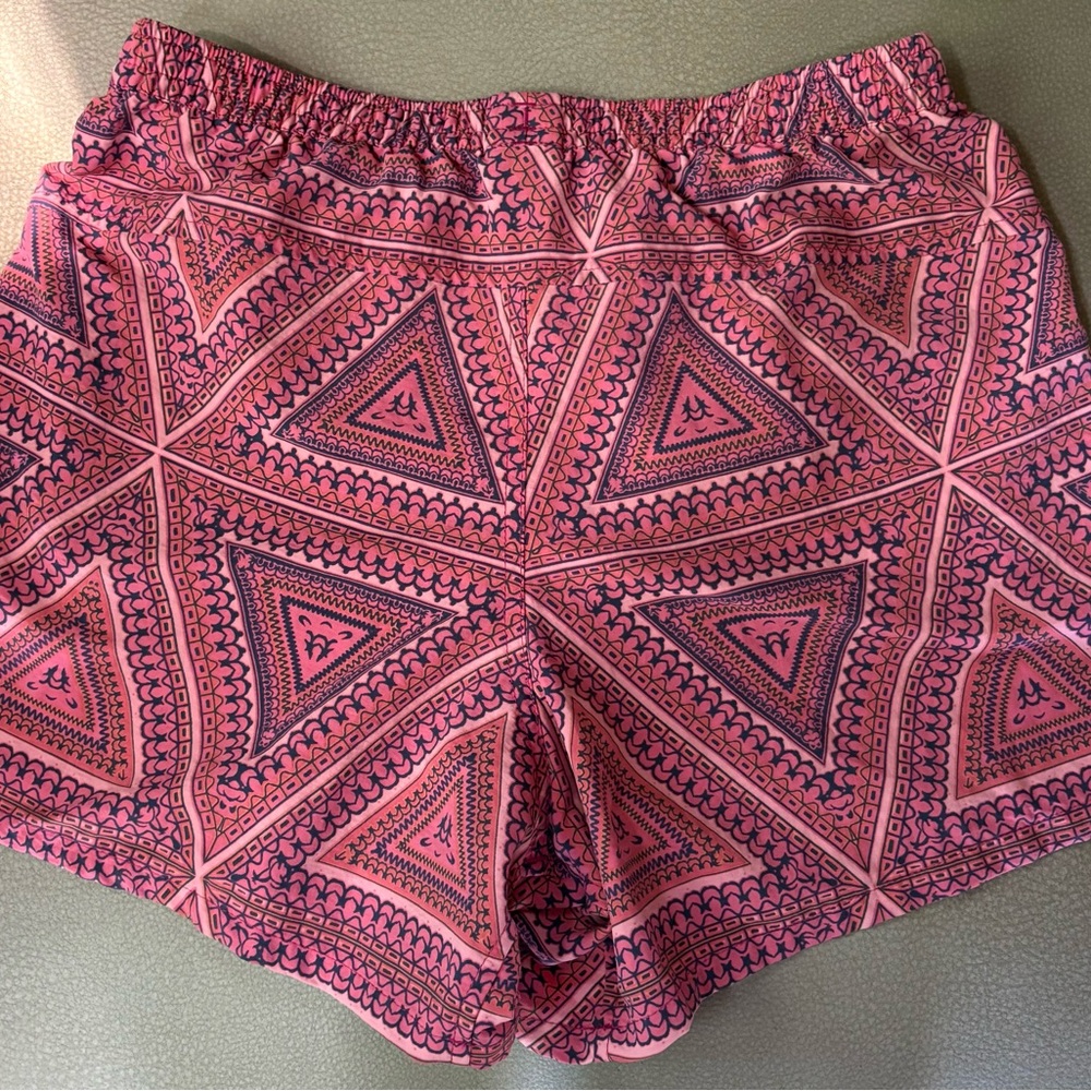 Patagonia Geometric Patterned Baggies Shorts - Picture 4 of 5